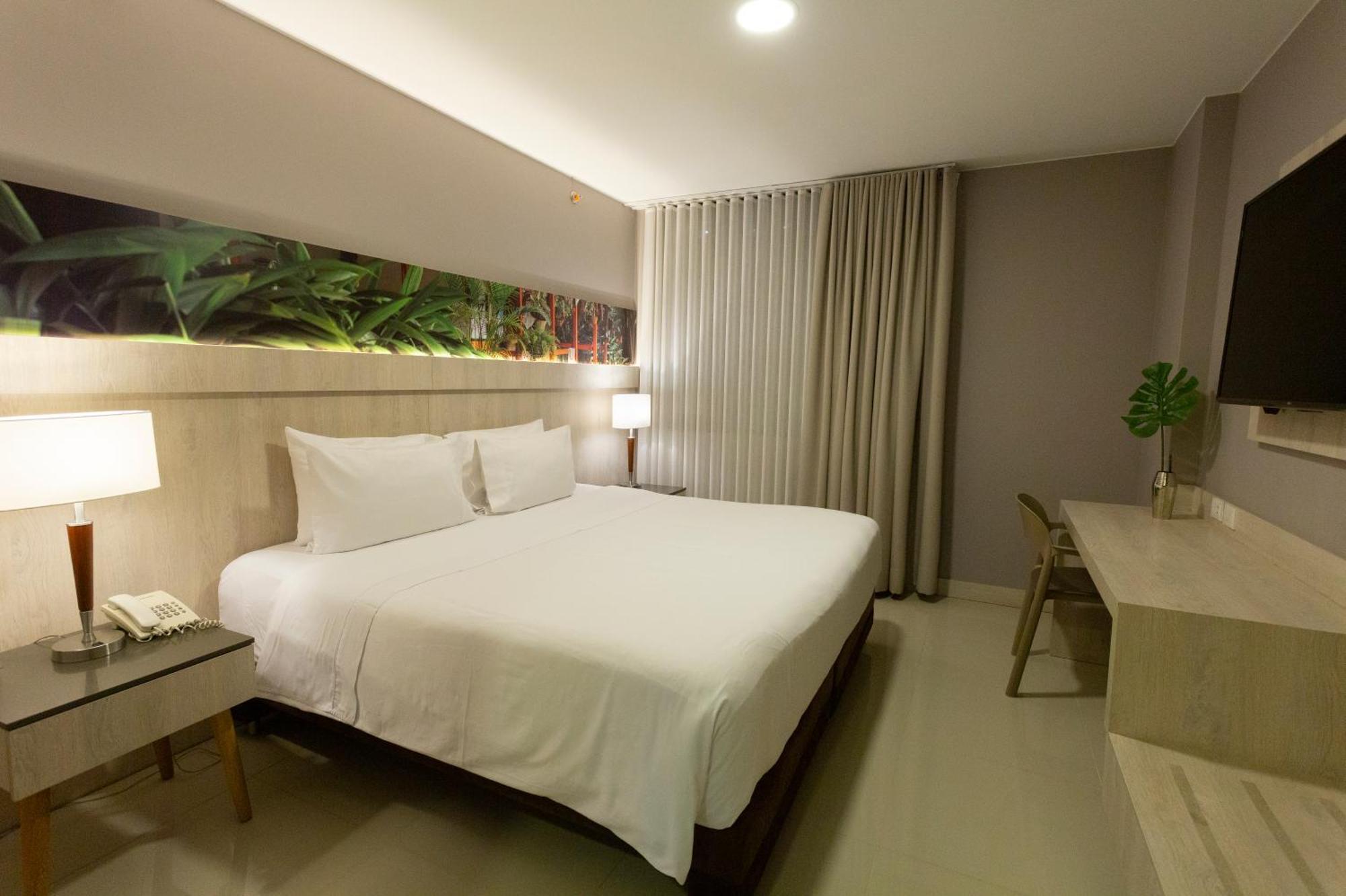 Hotel Soratama Pereira Exterior photo